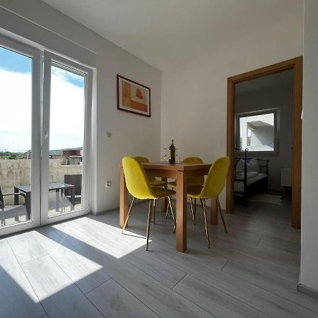 Apartments Petrusic Supetarska Draga Dış mekan fotoğraf