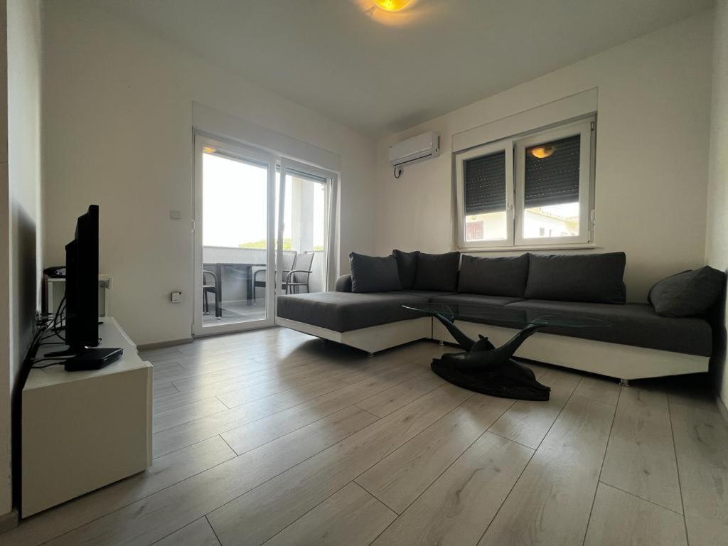 Apartments Petrusic Supetarska Draga Dış mekan fotoğraf