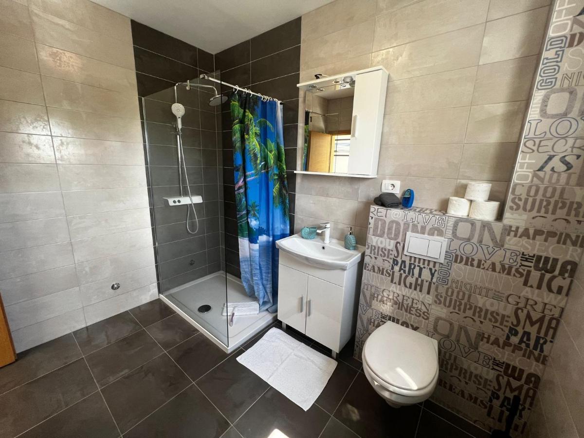 Apartments Petrusic Supetarska Draga Dış mekan fotoğraf