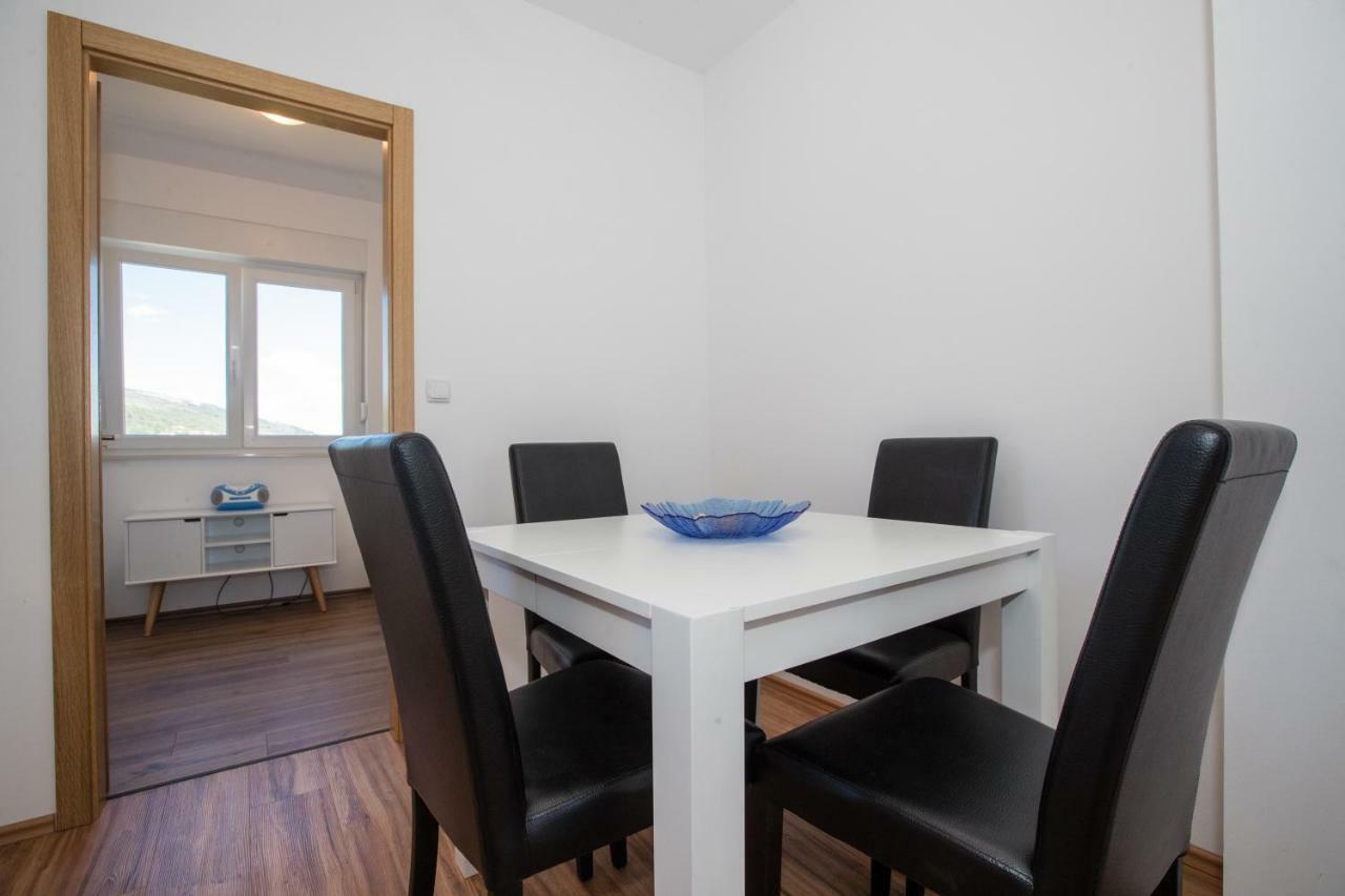 Apartments Petrusic Supetarska Draga Dış mekan fotoğraf